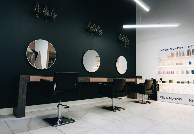 Salon fryzjerski w stylu loft
